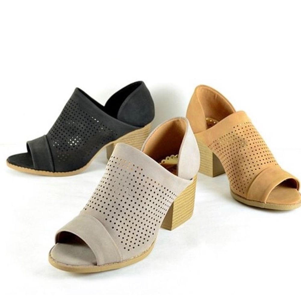 π«SOLD β’β’ Personal Itemβ’ Spring Booties - Picture 2 of 6